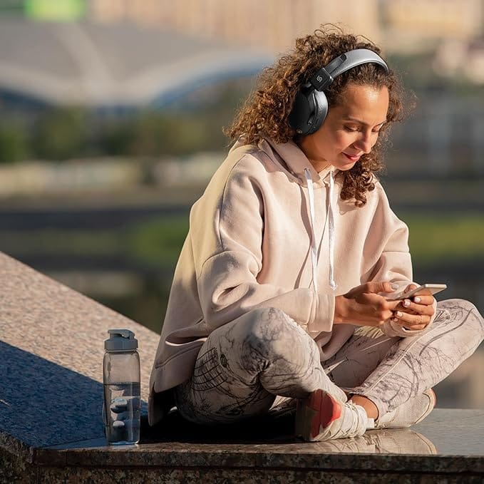 Porodo Onyx Sonic Wireless headphone, Bluetooth V5.4, Hi-Res Audio, Multi-Functional Key Control, 40mm Driver, 18H Playtime, Game & EQ Mode, TF Card Playback - Image 5