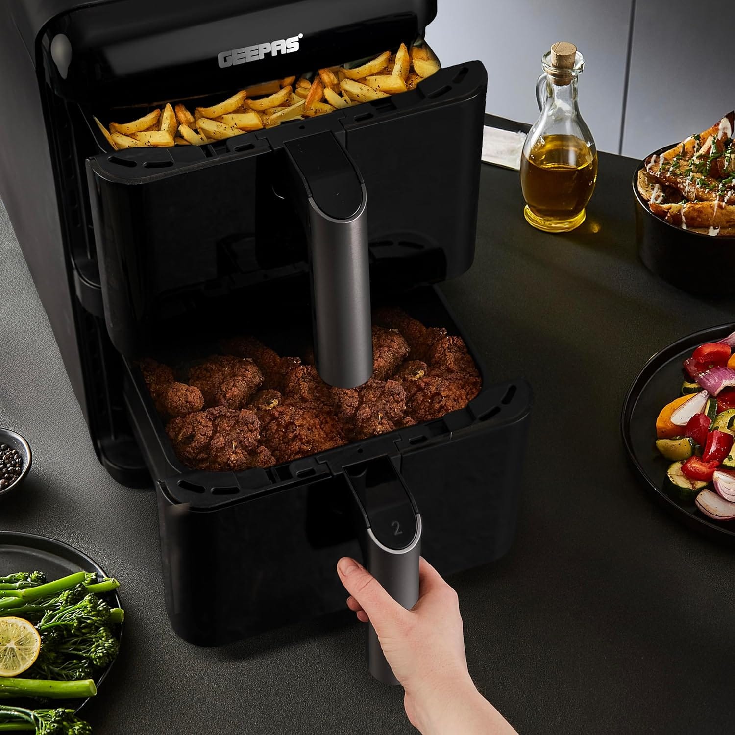 Geepas GAF37548 2800W Dual Basket Digital Air Fryer with 12L Capacity, 10 Preset Cooking Modes, Dual Non-Stick Grid, Adjustable Temperature & Timer - Image 7